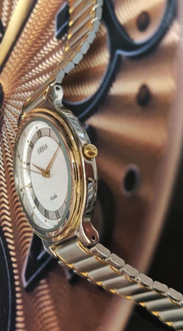 Seiko Roman URBAN V801-0430 Analog Quartz Men