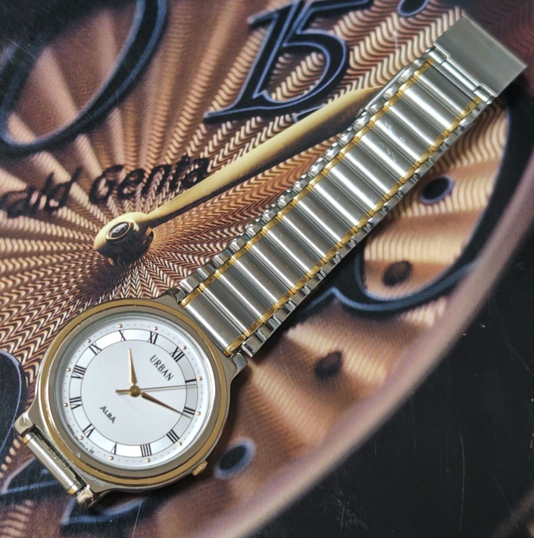 Seiko Roman URBAN V801-0430 Analog Quartz Men