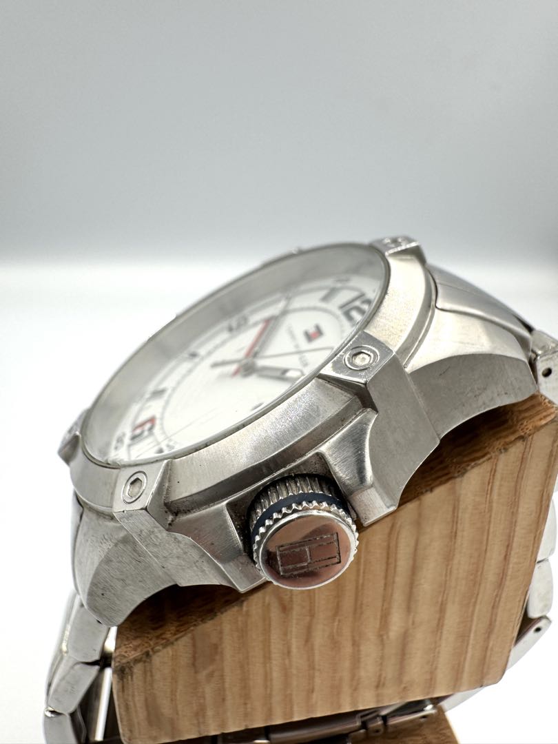 TOMMY HILFIGER Quartz Watch