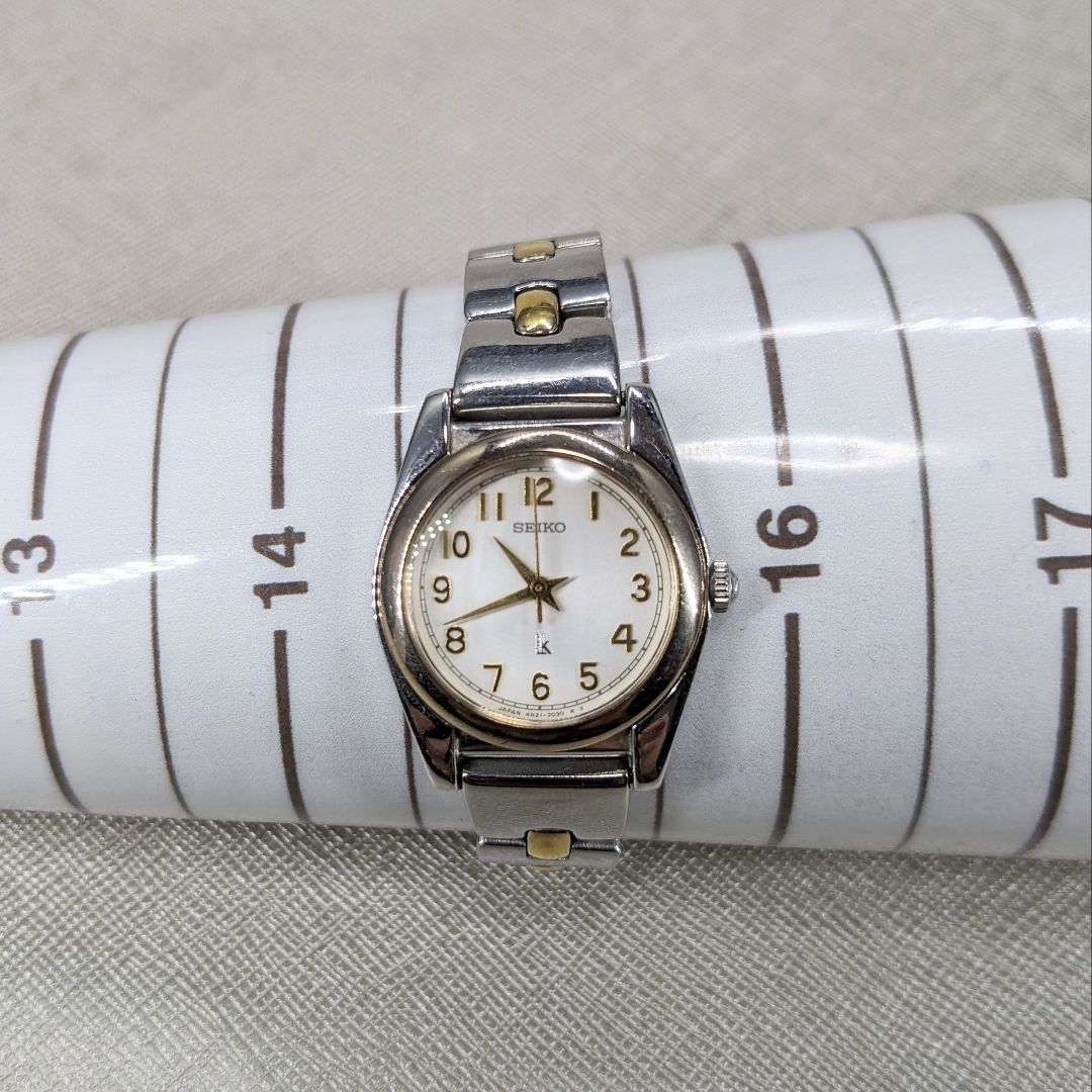 Seiko lk/lukia 4N21-0980 Analog Quartz Women
