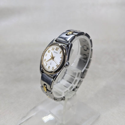 Seiko lk/lukia 4N21-0980 Analog Quartz Women