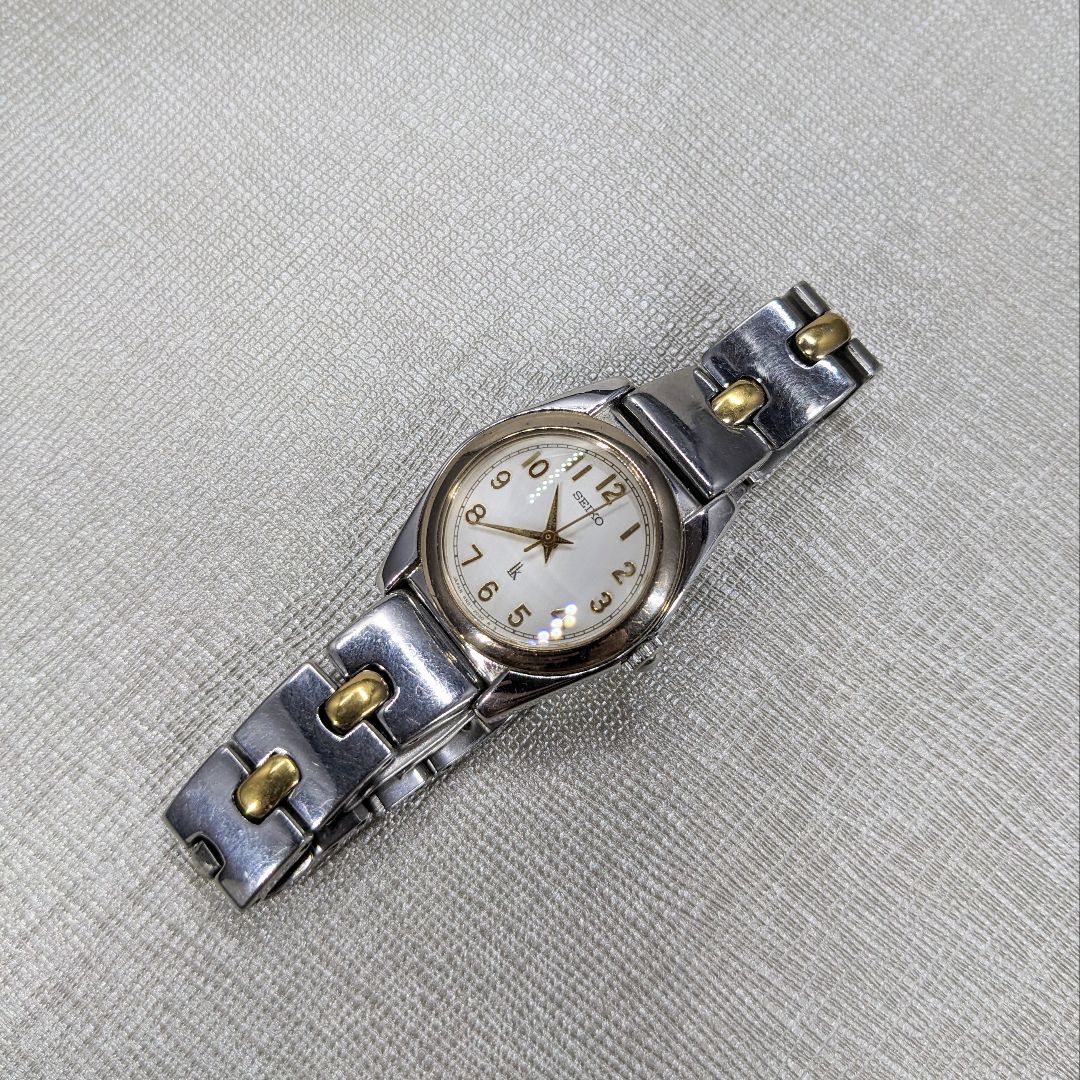 Seiko lk/lukia 4N21-0980 Analog Quartz Women
