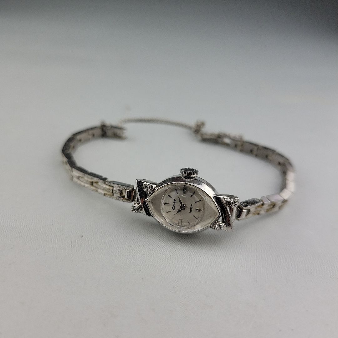 Ricoh D96103 Analog Mechanical (Manual) Women