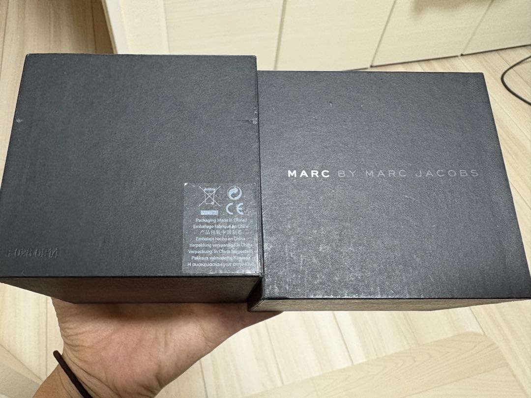Marc By Jacobs Analog Quartz Women