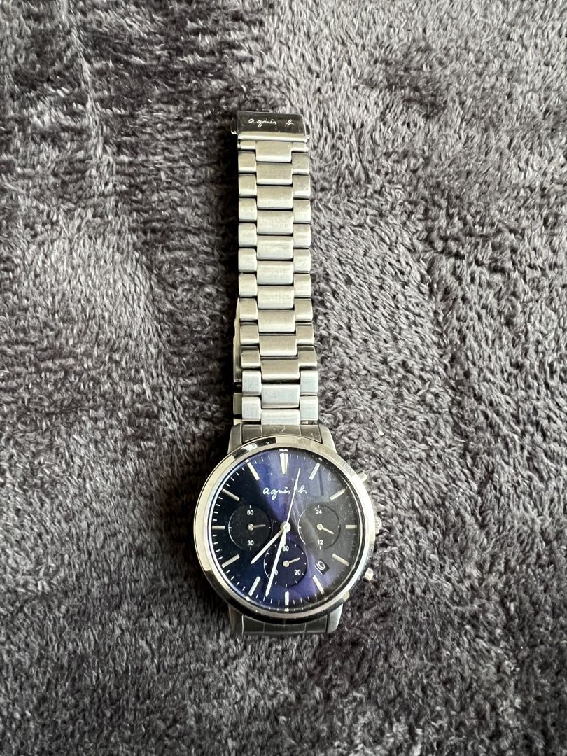 Agnes B. Analog Quartz Men