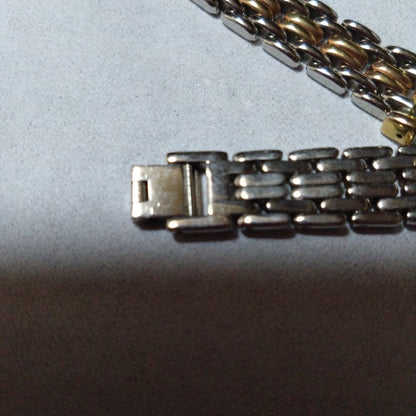 La Tour Eiffel Analog Quartz Women
