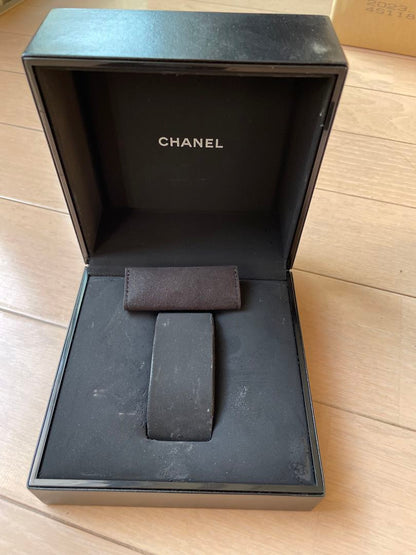 Chanel Analog Quartz Women