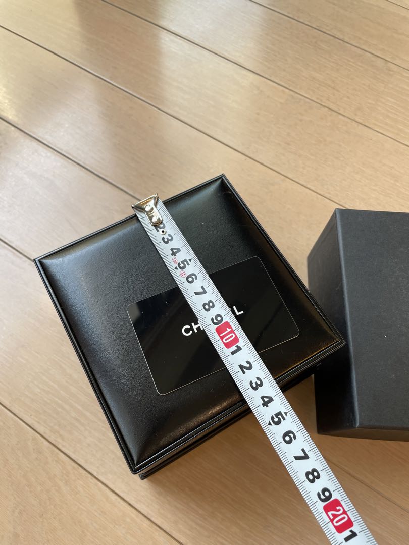 Chanel Analog Quartz Women