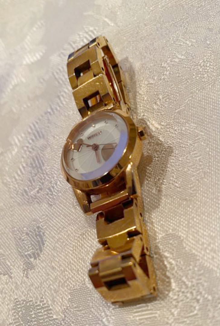 Seiko wired Analog Quartz Women
