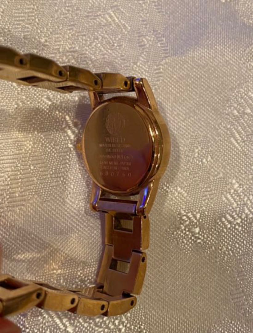 Seiko wired Analog Quartz Women