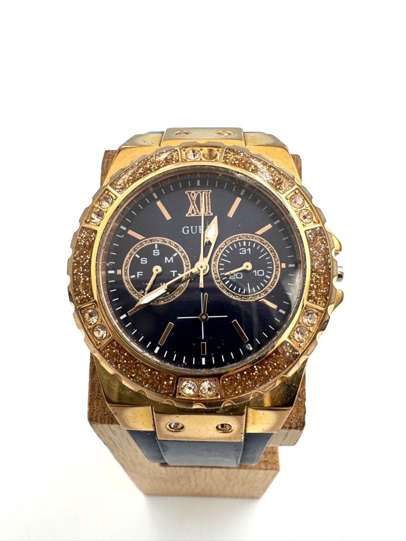 Guess Analog Quartz Men Chronograph Watch For Parts