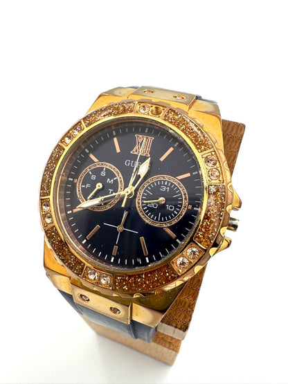Guess Analog Quartz Men Chronograph Watch For Parts