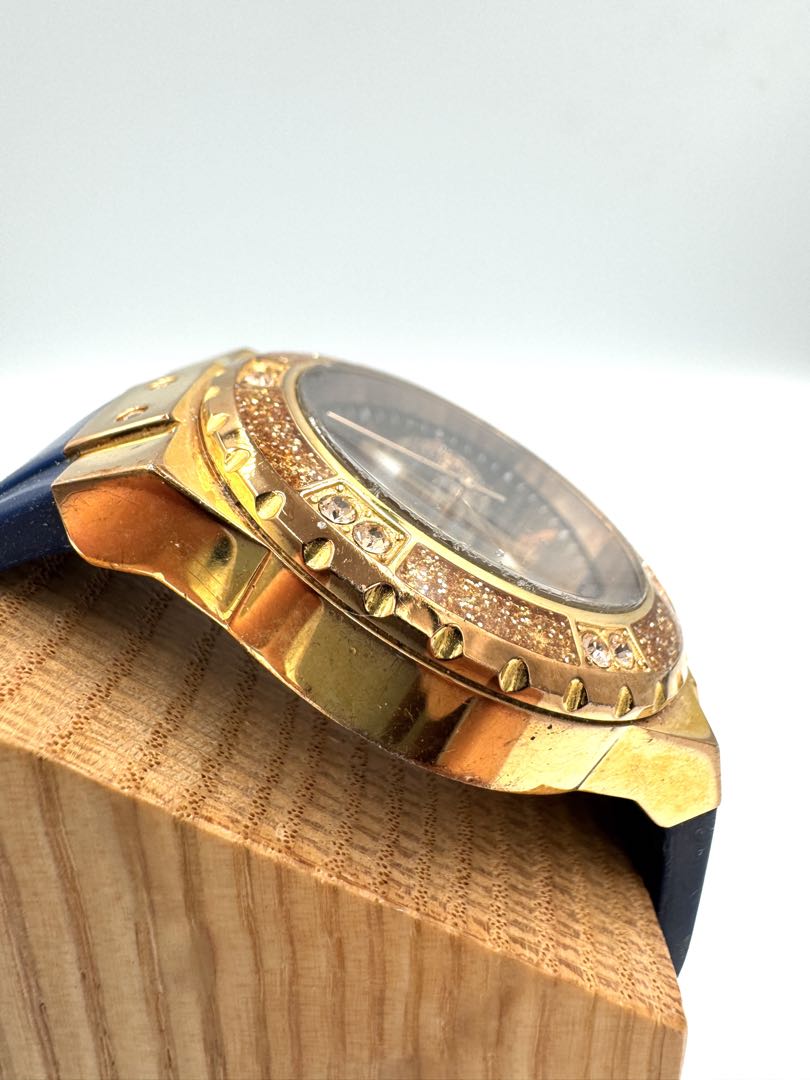 Guess Analog Quartz Men Chronograph Watch For Parts