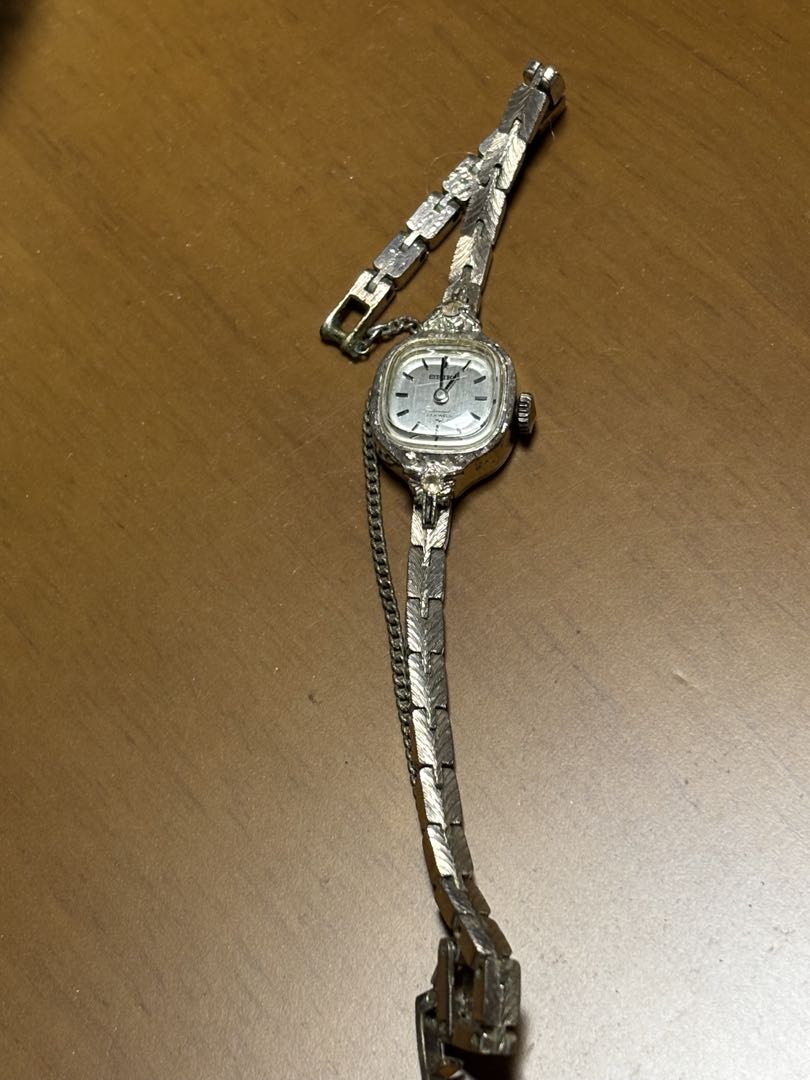 Seiko Analog Mechanical (Manual) Women