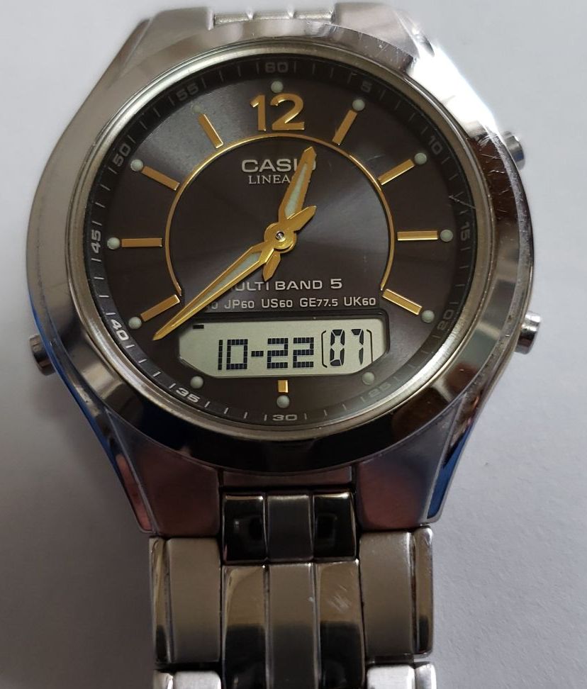 Casio Lineage LCW-M200G Digital-Analog Quartz Men