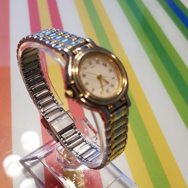 Louis Fellow Analog Quartz Women