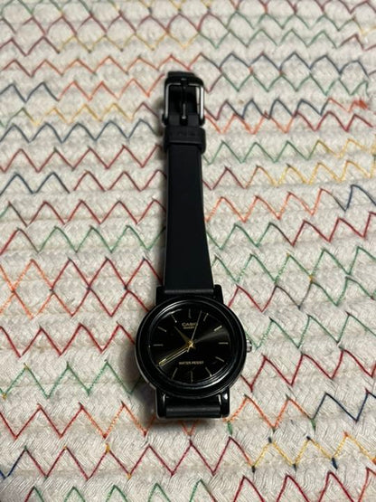 Casio Cheap-Casio LQ-139 Analog Quartz Women