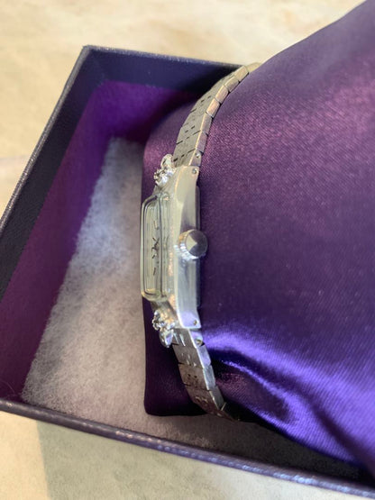 Seiko Analog Mechanical (Manual) Women