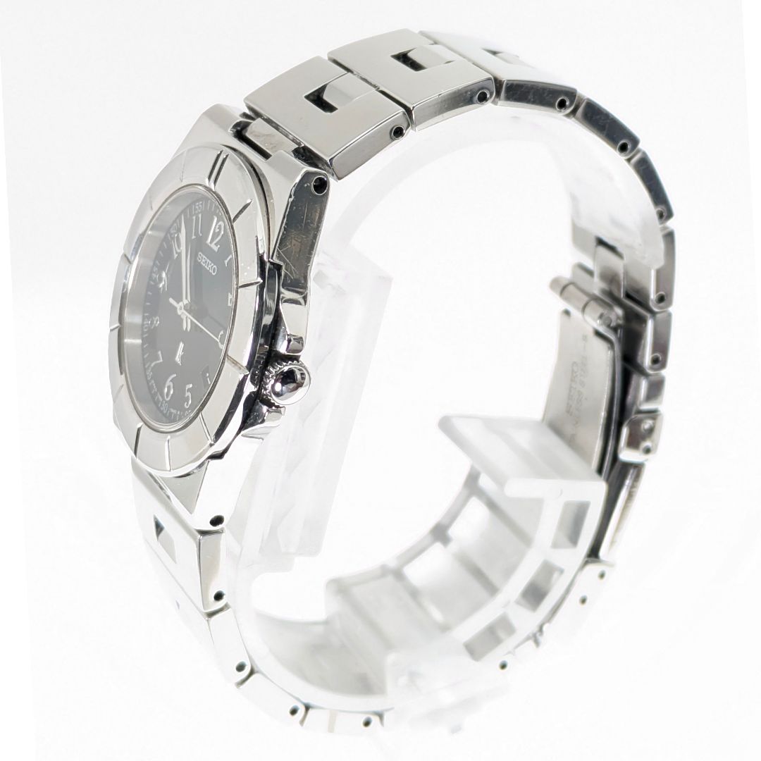 Seiko lk/lukia Analog Quartz Women Lukia Battery Replaced Working Item