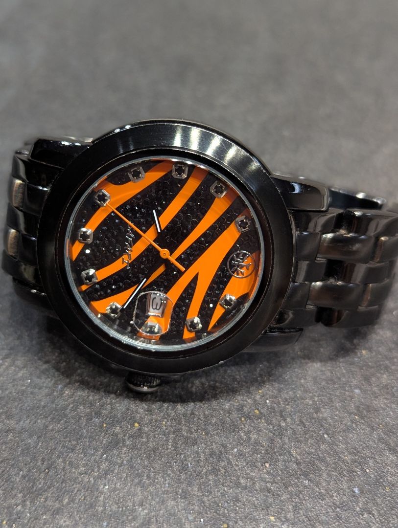 Alive safari Analog Quartz Women Athletics Watch Battery Replaced