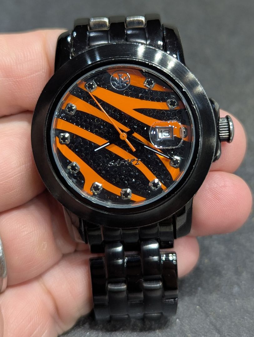 Alive safari Analog Quartz Women Athletics Watch Battery Replaced