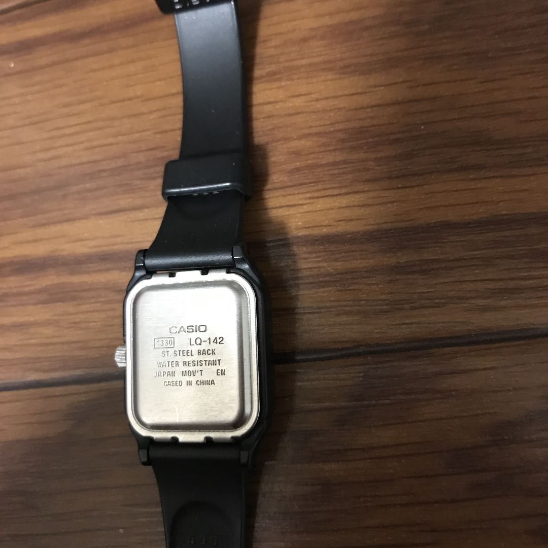 Casio LQ-142 Analog Quartz Women