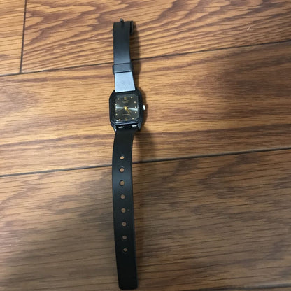 Casio LQ-142 Analog Quartz Women