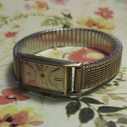 Orient Fist Lady STLADY50 Analog Mechanical (Manual) Women