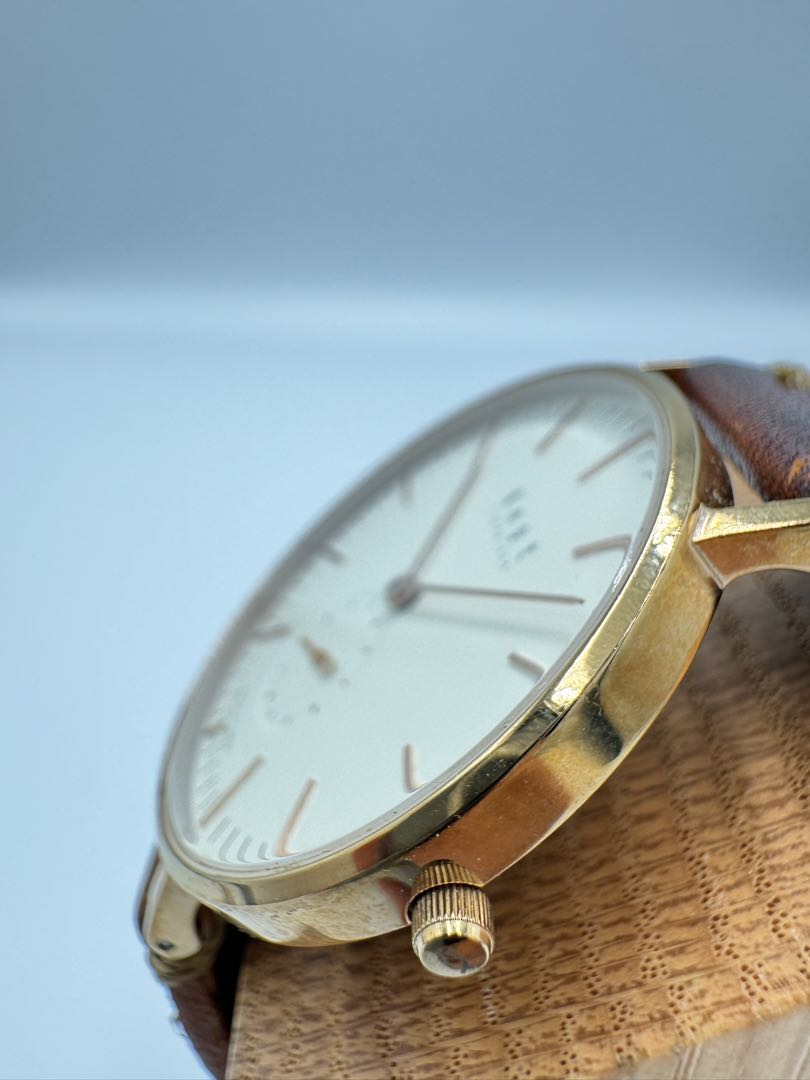 Knot Analog Quartz Women Watch