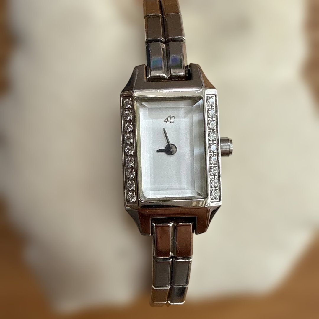 4℃ Analog Quartz Women 4C