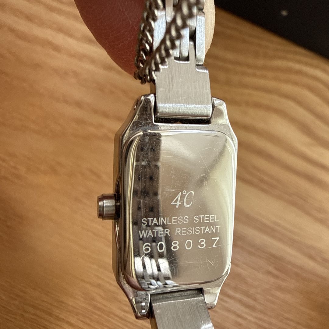 4℃ Analog Quartz Women 4C