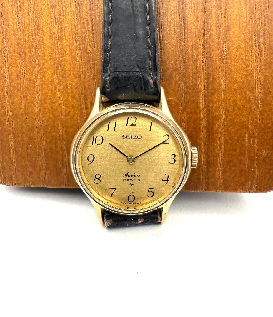 Seiko Socie 11-389005 Analog Mechanical (Manual) Women Ladies Wristwatch Manual 25Mm Gold Dial Vintage