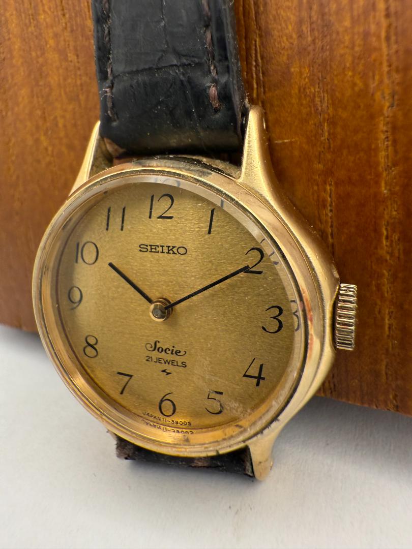 Seiko Socie 11-389005 Analog Mechanical (Manual) Women Ladies Wristwatch Manual 25Mm Gold Dial Vintage