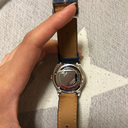 Guess W0289L1 Analog Quartz Women