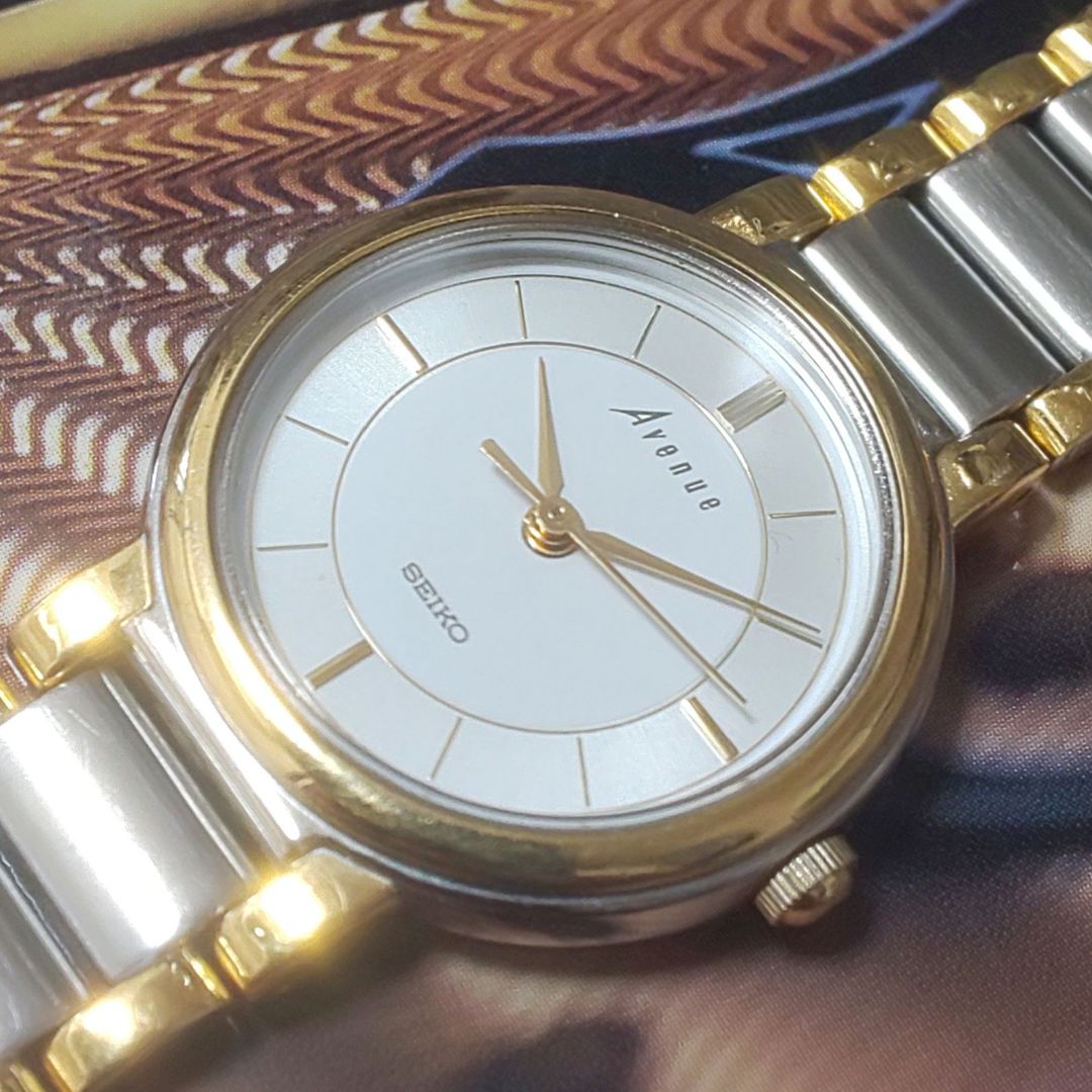 Seiko Avenue Analog Quartz Women