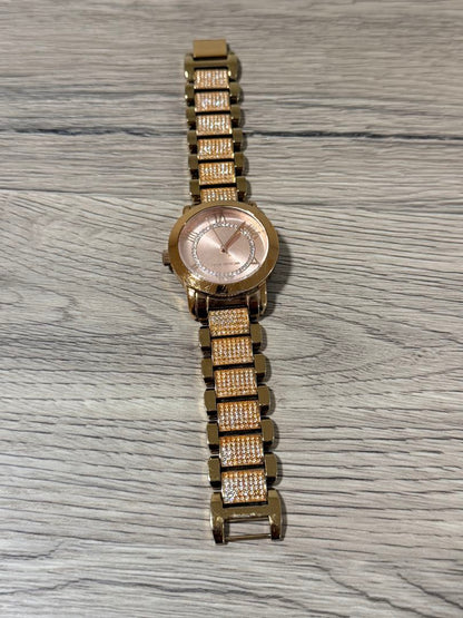 Analog Quartz Women