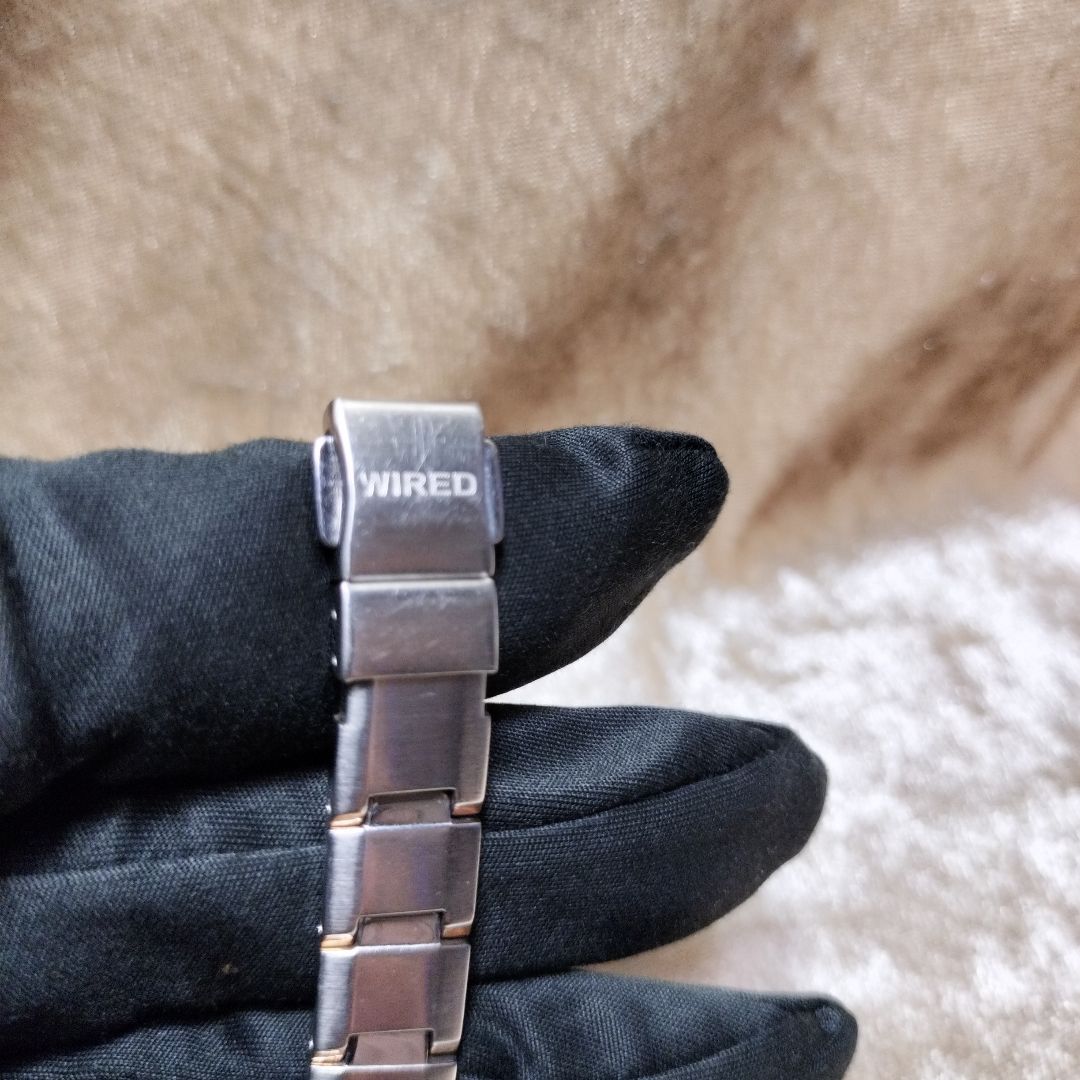 Seiko wired Analog Quartz Women