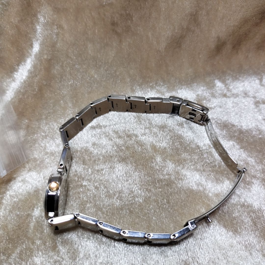 Seiko wired Analog Quartz Women