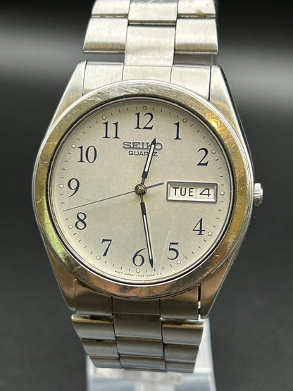 Seiko 7N43-8A60 Analog Quartz Men