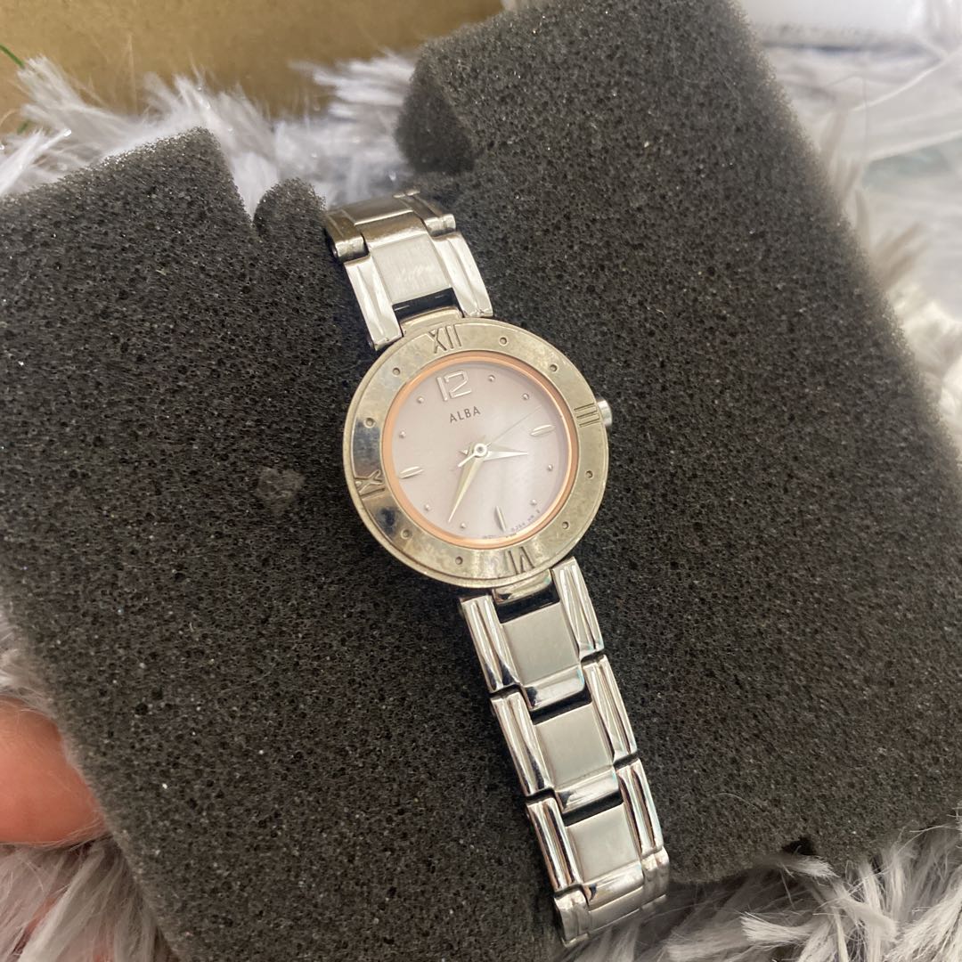 Seiko Alba Digital Quartz Women