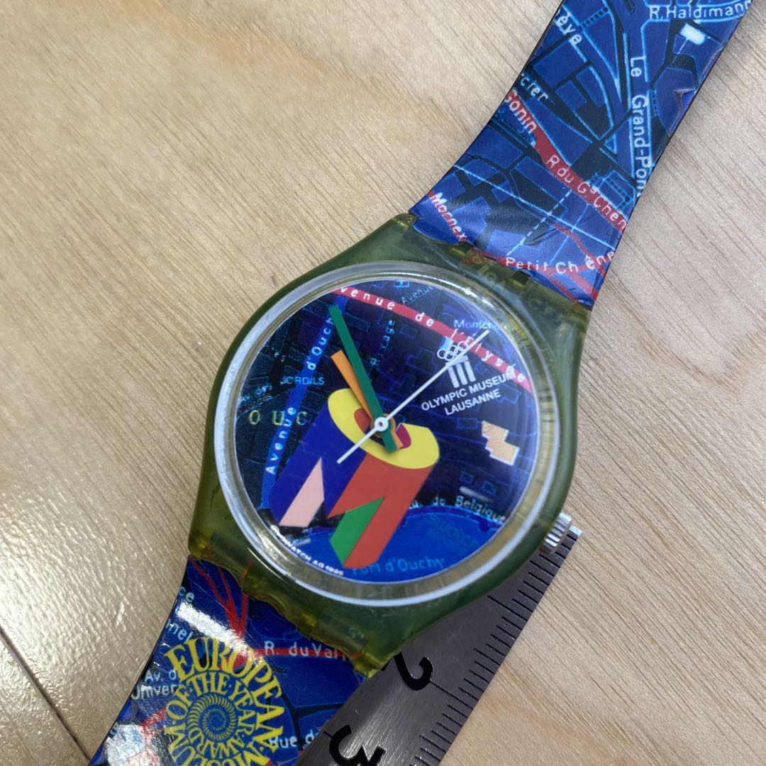 Swatch Analog Quartz Women
