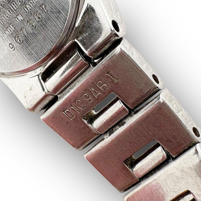 Seiko lk/lukia Analog Quartz Women