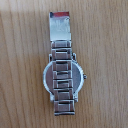 Seiko lk/lukia Analog Quartz Women