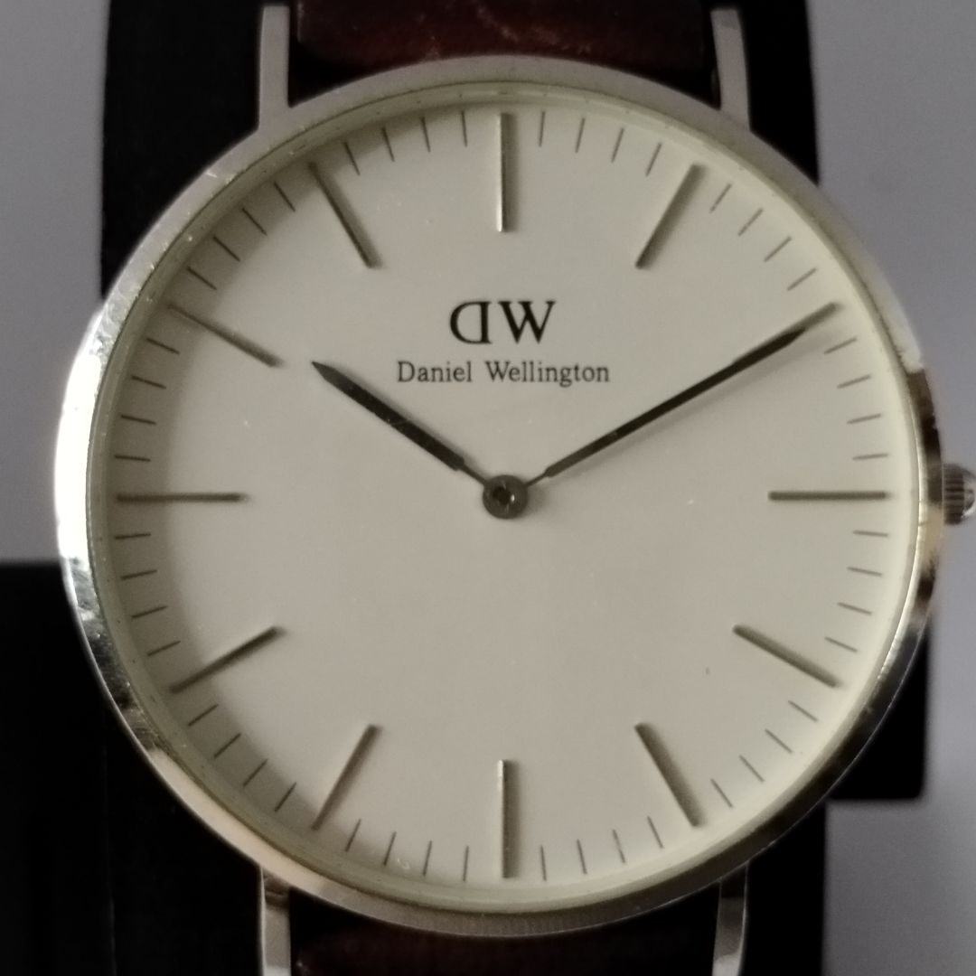 Daniel Wellington Analog Quartz Men