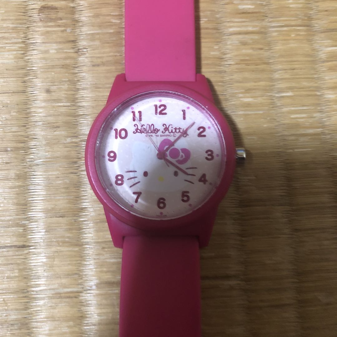 Hello Kitty Analog Quartz Women