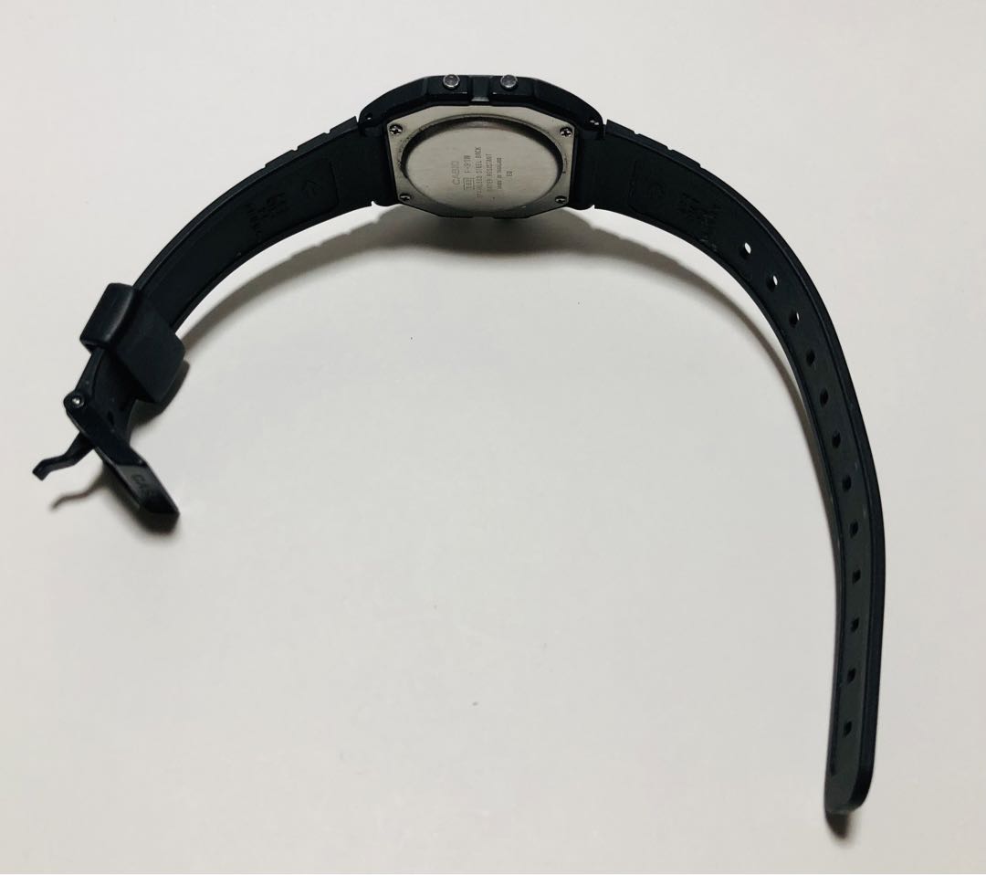 Casio Digital Quartz Men G-Shock