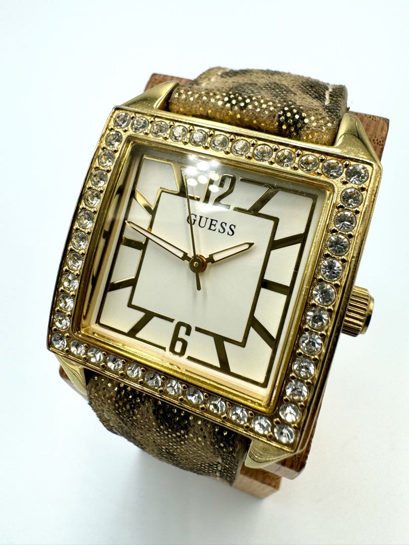 Guess Analog Quartz Women Watch Leopard Pattern
