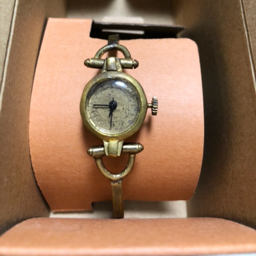 Bulle De Savon Analog Quartz Women