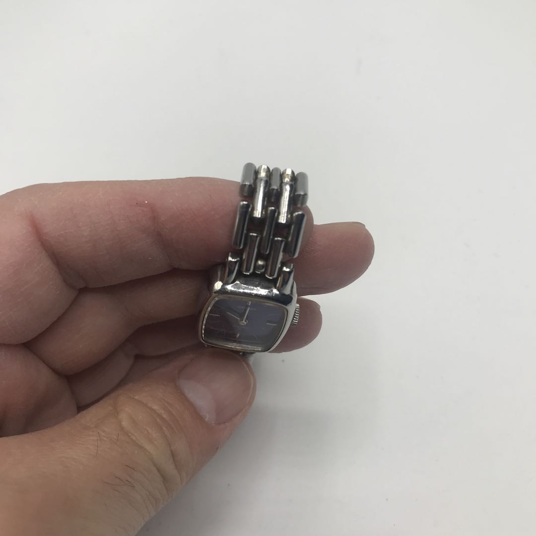 Seiko 11-4330 Analog Mechanical (Manual) Women