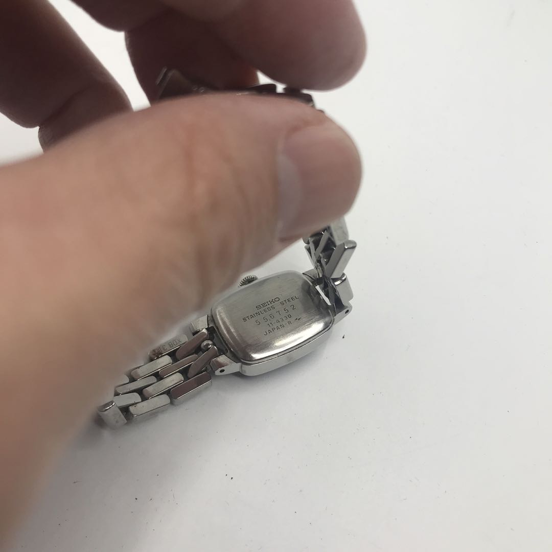Seiko 11-4330 Analog Mechanical (Manual) Women